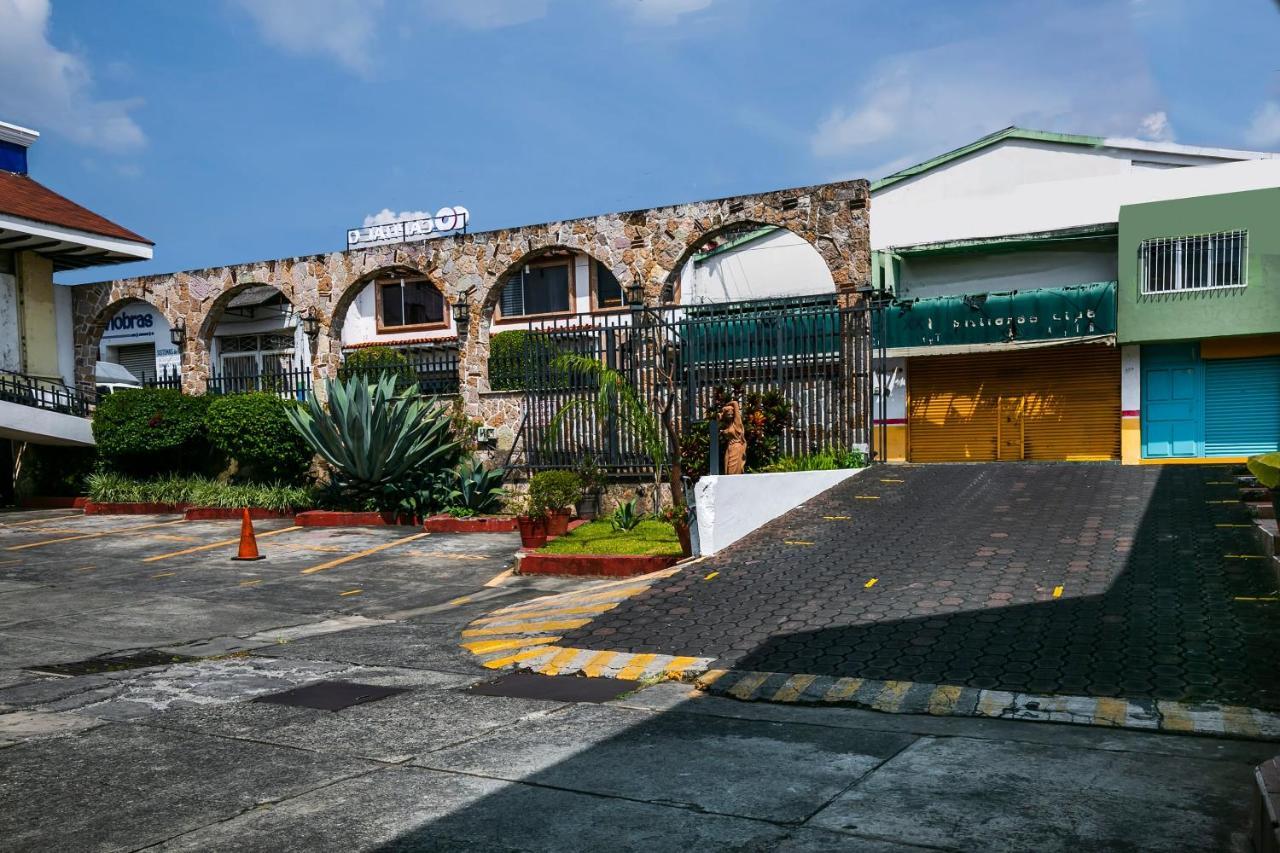 Capital O Continental Ii, Uruapan Hotel Uruapan  Exterior foto